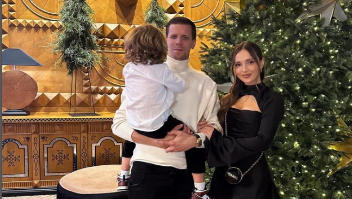 U Szczęsnych już stoi choinka. Ta na zdjęciu jest akurat z ub. roku, ale...