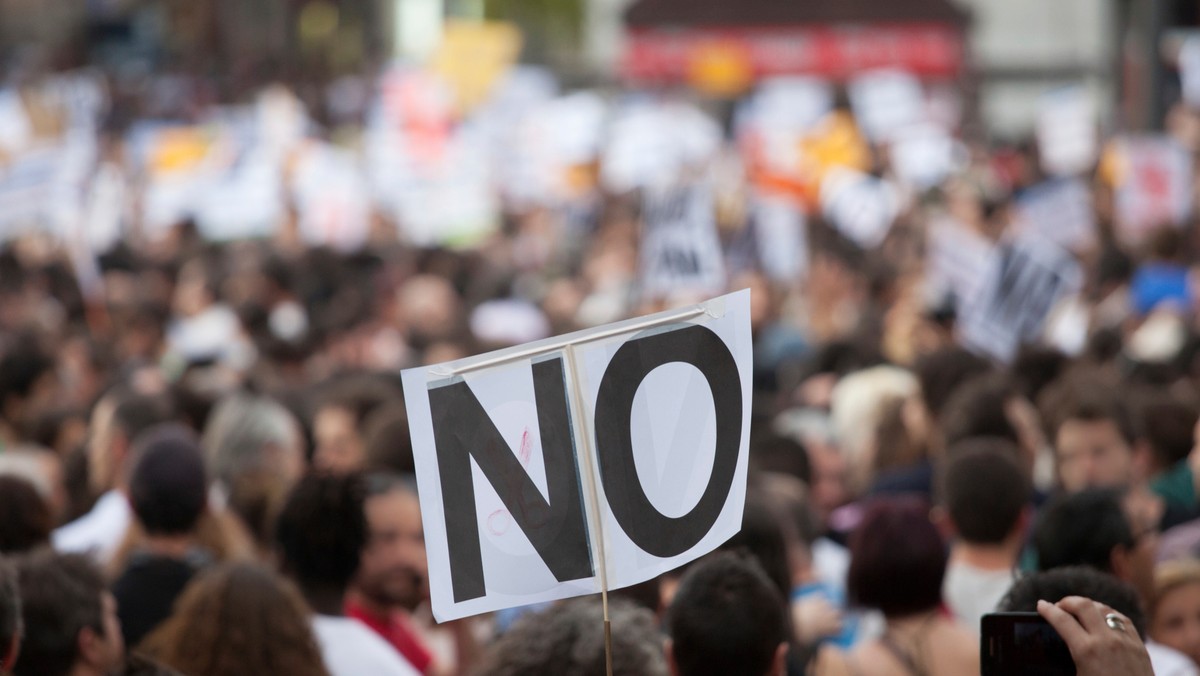 Dwugodzinny strajk ostrzegawczy zapowiadają na jutro związkowcy z gliwickiego zakładu firmy Isover. Organizatorem protestu jest zakładowa Solidarność, która domaga się podwyżek w wysokości 750 zł brutto dla wszystkich pracowników zakładu oraz podniesienia stawek za nadgodziny.