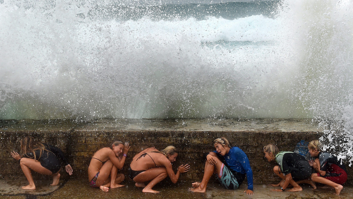 epaselect AUSTRALIA CYCLONE MARCIA (Cyclone Marcia hits Queensland)