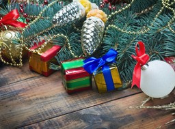 Deloitte: Na zakupy świąteczne wydamy średnio 1126 zł