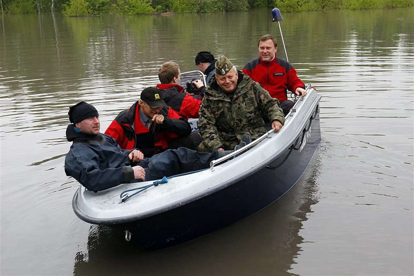 Lansują się na powodzi