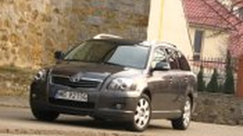 Toyota Avensis Ii 2.2 D-4D Wagon Opinie Test