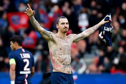 50 nowych tatuaży na ciele Ibrahimovicia. Piłkarz ucieka z więzienia? ZDJĘCIA