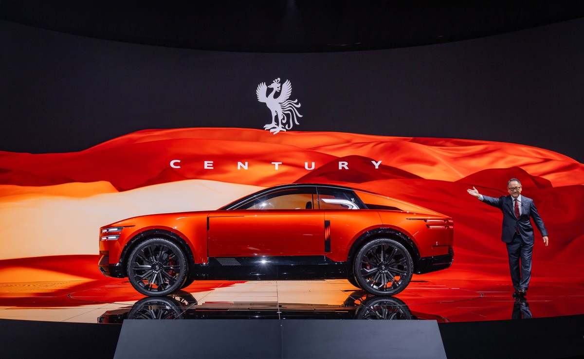 Koncern Toyota tworzy nową markę Century. Oto SUV w stylu coupe