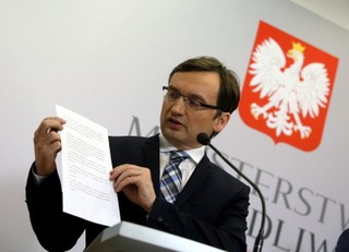 Kidawa-Błońska: Ziobro przedstawi na komisji informacje o postępowaniu ws. prezesa TK