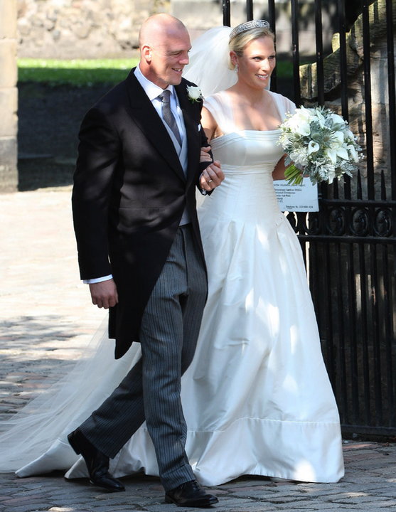 Suknie ślubne w brytyjskiej rodzinie królewskiej: ślub Zary Phillips i Marka Tindalla w 2011 r.