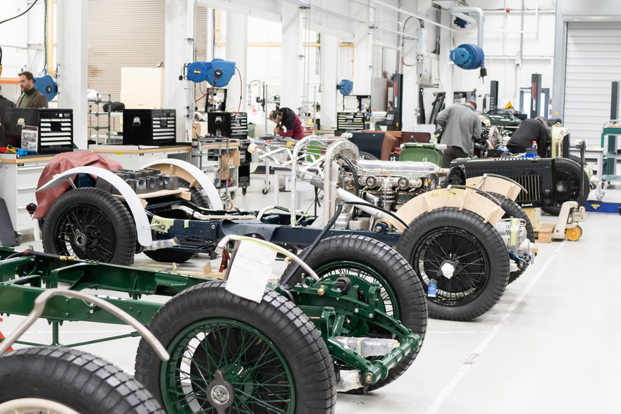 Fabryka Bentleya w Crewe – zakład Mulliner