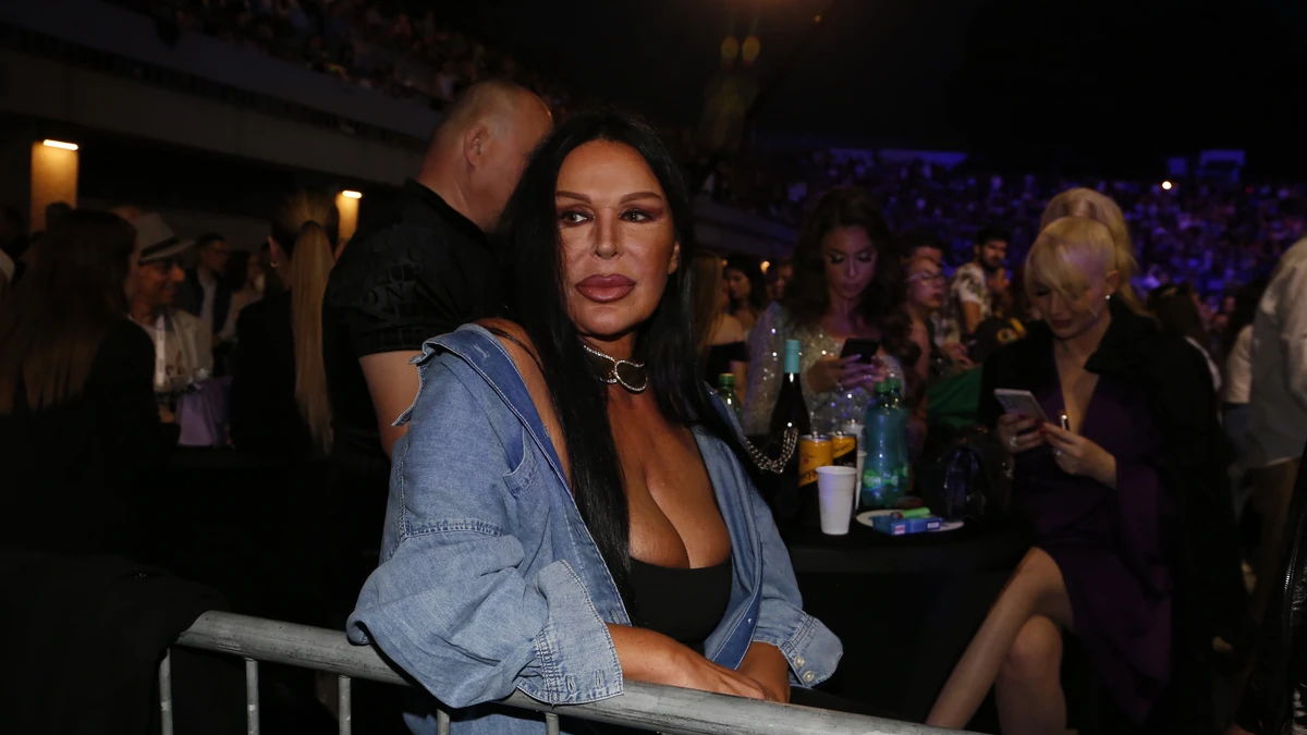 Taqir ayollarning shaxsiy fotosuratlari