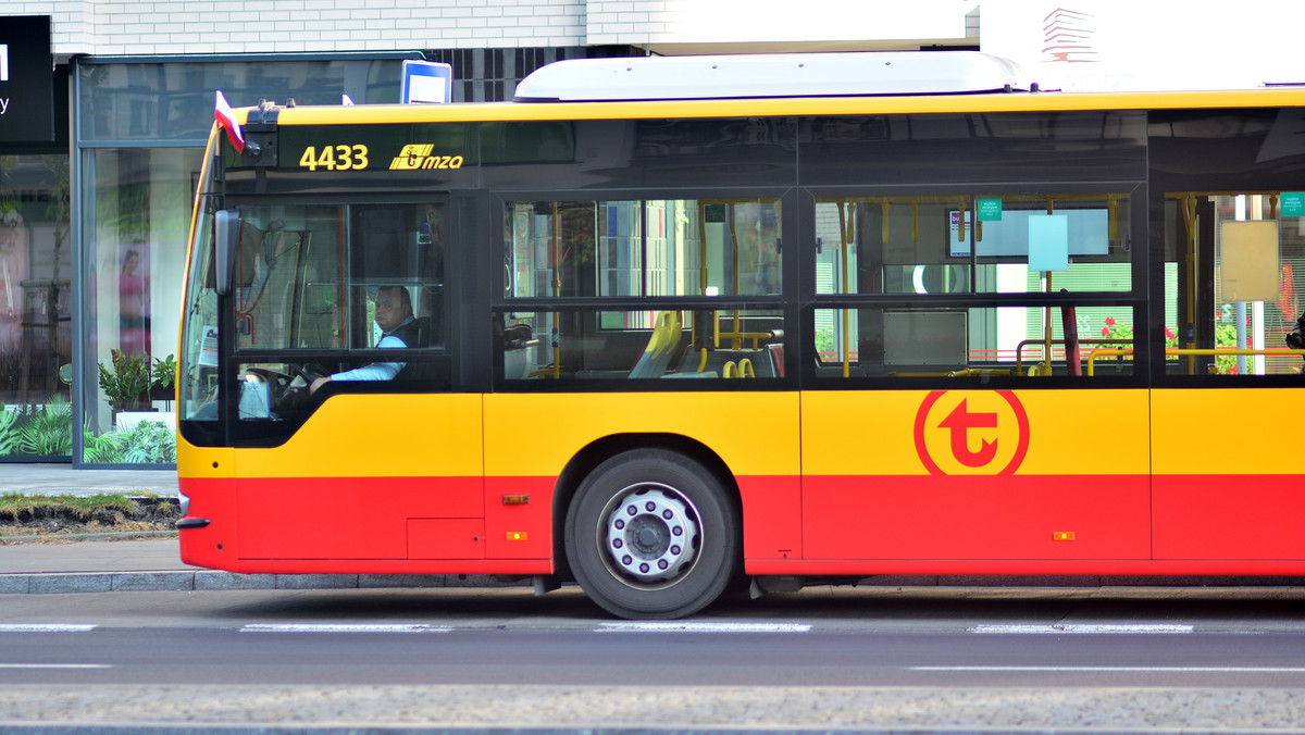Korek i utrudnienia w kursowaniu autobusów w Ursusie