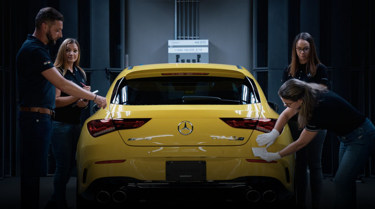 A kecskeméti Mercedes-Benz gyár mintegy 4500 főt foglalkoztat, és tavaly több mint 174 000 járművet gyártott. / Fotó: Mercedes