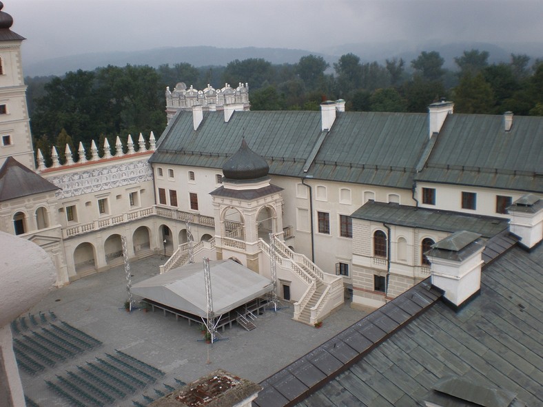 Krasiczyn, wspaniały zamek, swoją nazwę, powstanie i podniesienie do rangi miasteczka zawdzięcza w głównej mierze Marcinowi, potomkowi Jakuba z Siecina