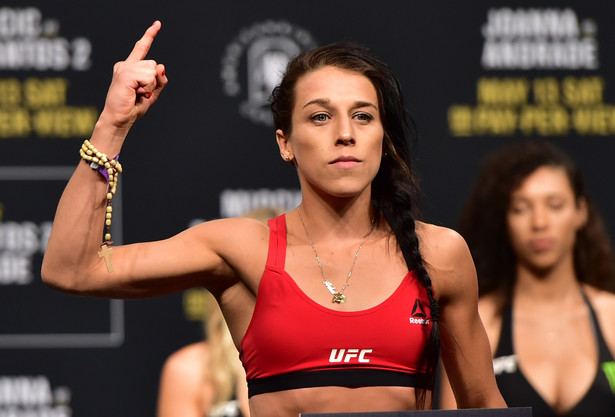 Joanna Jędrzejczyk po fantastycznej walce piąty raz obroniła mistrzowski pas UFC [WIDEO]