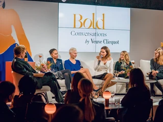 Inauguracyjne spotkanie Bold Conversations by Veuve Clicquot. W panelu poprowadzonym przez Justynę M. Adamczyk wzięły udział: Omenaa Mensah, Jowita Michalska, Ewa Szmidt-Belcarz, Anna Kieszkowska-Grudny oraz Zuzanna Brzosko.