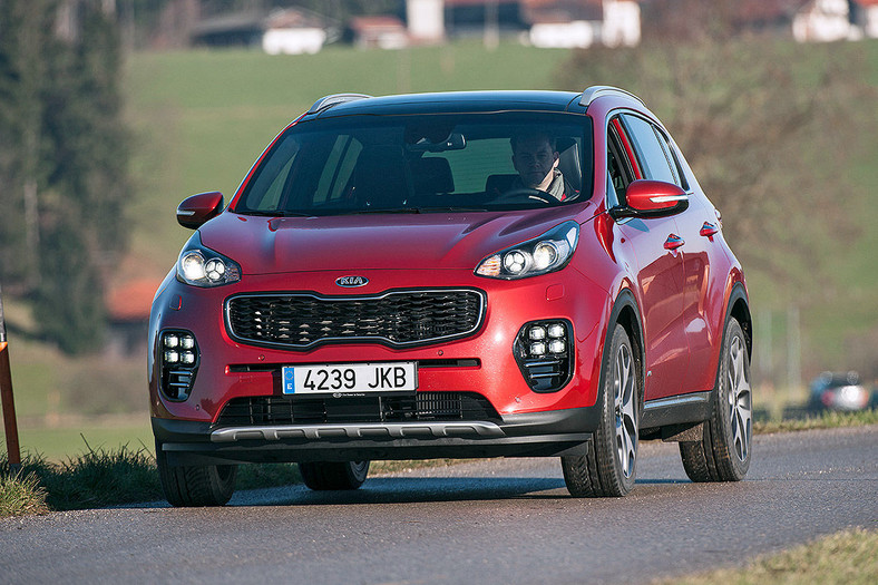 Nowa Kia Sportage - jazda szybka na lodzie