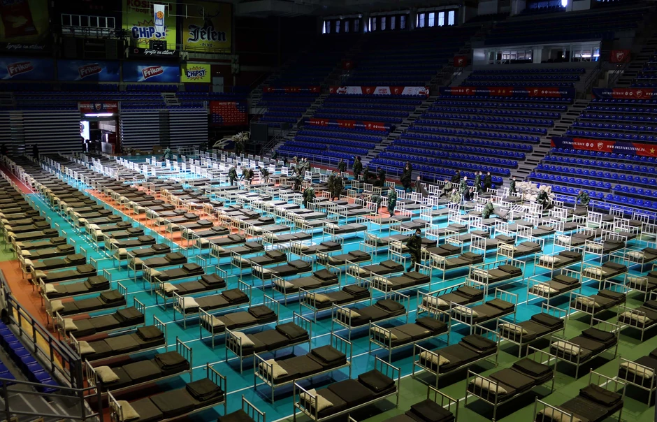 Hala Pionir, privremena bolnica