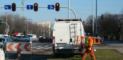 Roboty drogowe w godzinie szczytu zablokowały trasę