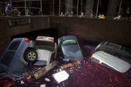 Oficjalny bilans huraganu Sandy: 50 ofiar śmiertelnych, nawet 20 mld dol. strat, pojawili się szabrownicy