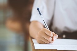 Egzamin ósmoklasisty 2025. Kiedy? O której? Ile trwa? Czy egzaminu ósmoklasisty można nie zdać?