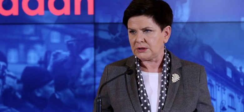 Minister Radziwiłł straci tekę? Szydło: Nie przewiduję w tej chwili zmian personalnych w rządzie