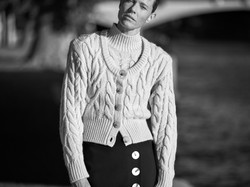 Stylowa wygoda: niezastąpione na jesień dzianiny z kolekcji Sfera