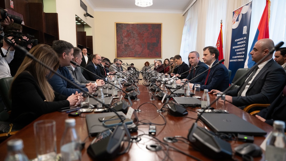 Izbor komisija, birački spisak