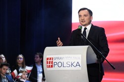 Ziobro: Wpływowa grupa sędziów bierze za zakładników miliony Polaków