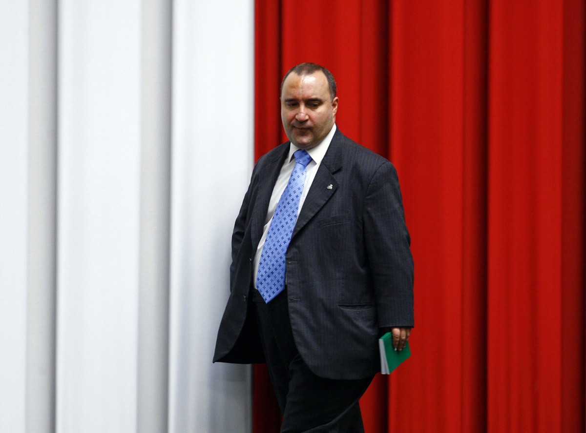 05.11.2007 Warszawa

Pierwsze posiedzenie nowego Sejmu.

nz Przemyslaw Edgar Gosiewski na tle bialo czerwonej flagi

Fot. Wojciech Grzedzinski