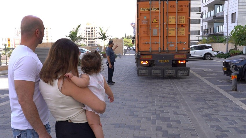 Ukupno 82.700 ljudi se iselilo iz Izraela, dok se samo 60.000 doselilo u zemlju između 2023. i 2024. godine, prema podacima izraelskog Centralnog zavoda za statistiku | Foto: BBC