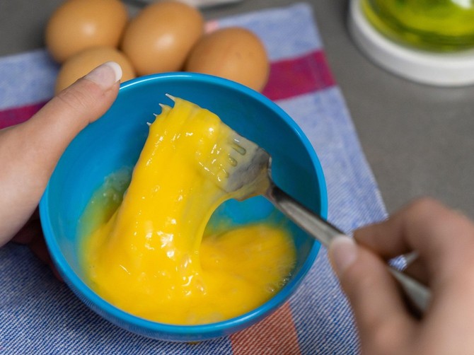 Naše bake su spremale umućena žumanca i mast i hleb sa šećerom kao slatkiše