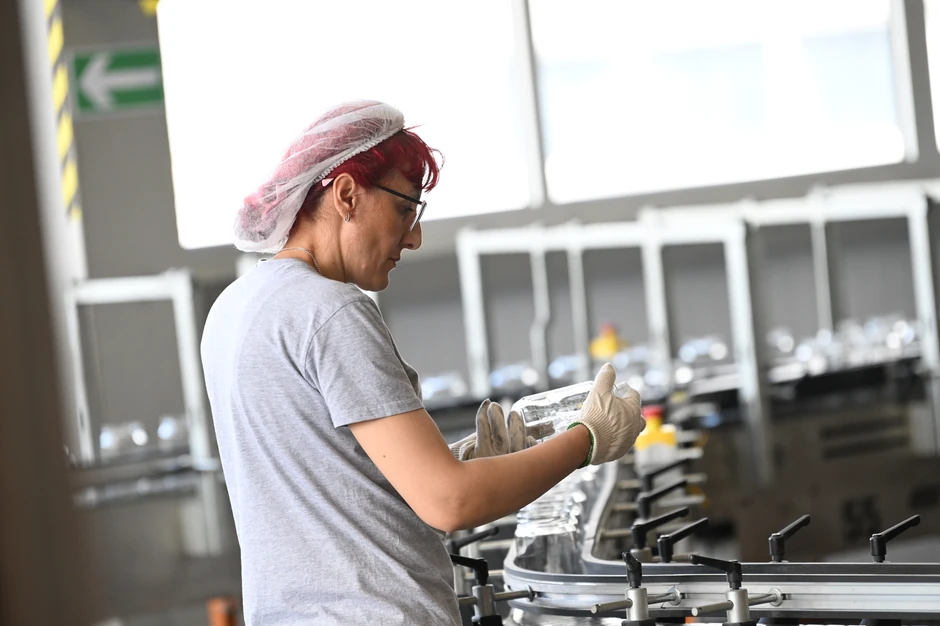 Fabrika stakla u Paraćinu