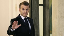 macron nie boi się trumpa. odważył się na gest, przed którym stchórzył merz