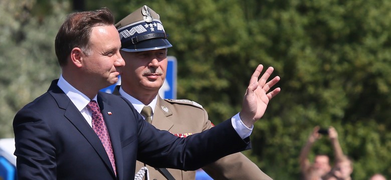 Gdzie Duda powinien udać się z pierwszą wizytą zagraniczną?