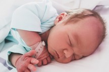 Jakie imiona wybierali Polacy w 2025 roku? TOP 10 najpopularniejszych i najrzadszych