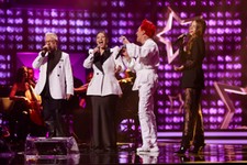 Muzyk zespołu Ich Troje pożegnał bliską osobę. "Po długiej chorobie odeszła..."