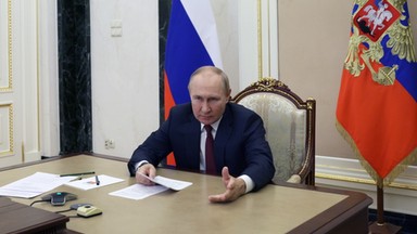 Putin przymierza się do aneksji, a jego otoczenie spiskuje. Podsumowanie dnia