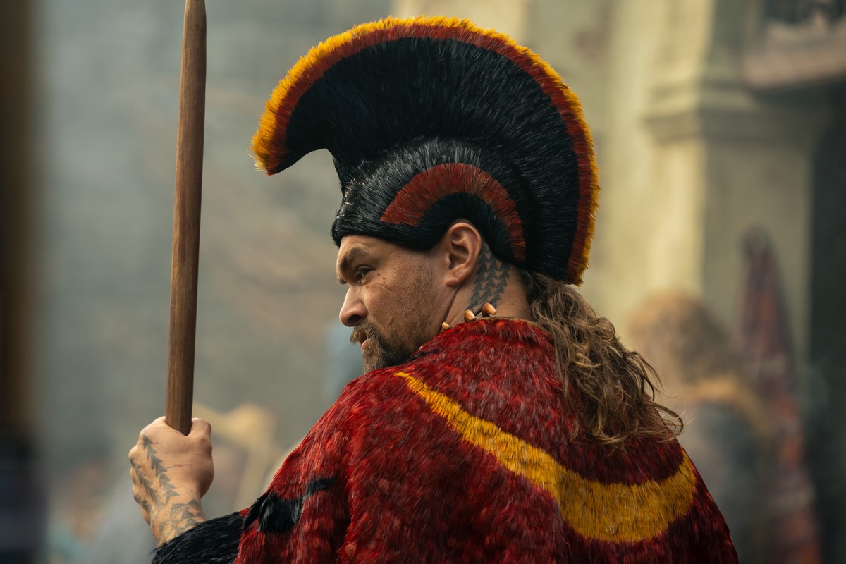 Jason Momoa w trzecim odcinku serialu "Wódz wojownik"