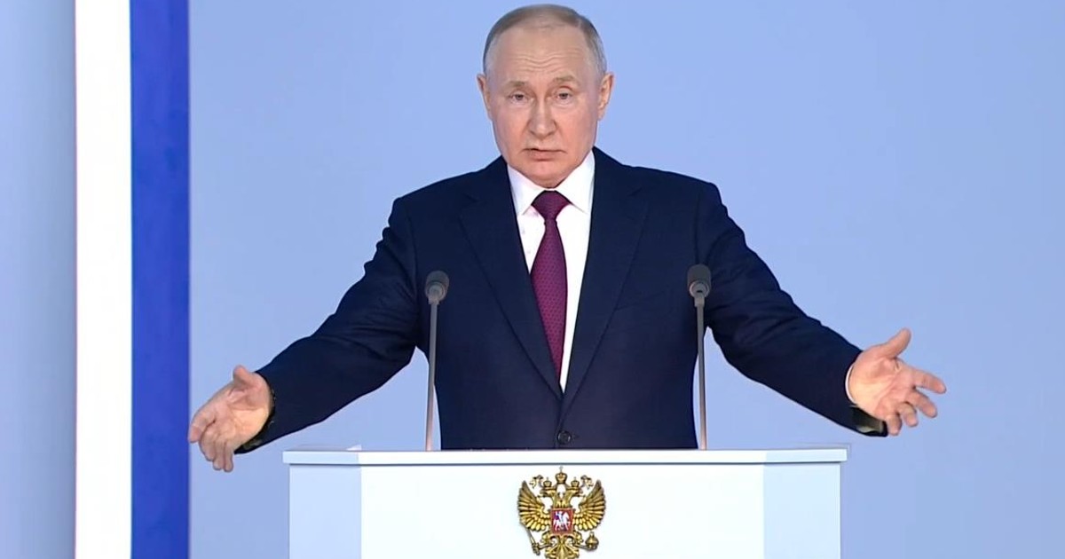 Słowa Putina na Nowy Rok już poszły w świat. Miłość i wojna w jednym orędziu