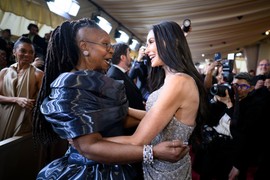 Slavna glumica POSTALA BABA U 33. GODINI! A ovaj pevač u PETOJ DECENIJI dobio i DECU I UNUKE: Zvezde rekorderi koji su prestigli život i sad uživaju uz svoje NASLEDNIKE