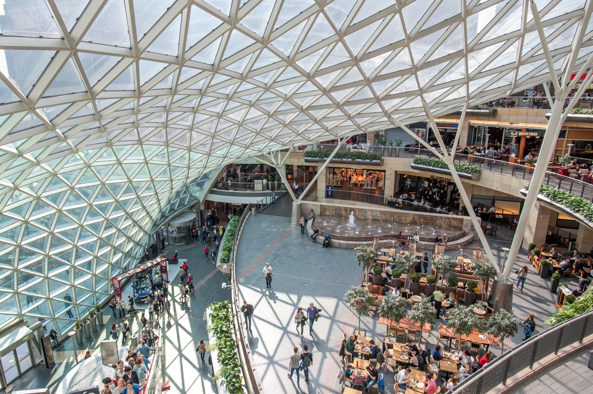 Ostatnia niedziela wakacji jest handlowa. Następna dopiero w grudniu