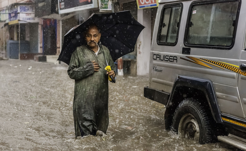 Monsun w Indiach przynosi powódź