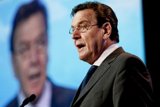 Ukraiński MSZ apeluje, by objąć sankcjami byłego kanclerza Schroedera