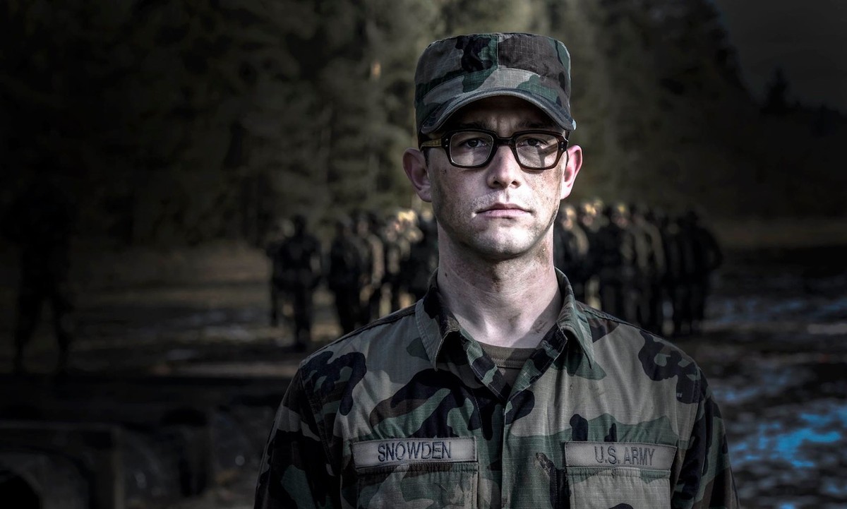 Joseph Gordon-Levitt już jest Snowdenem