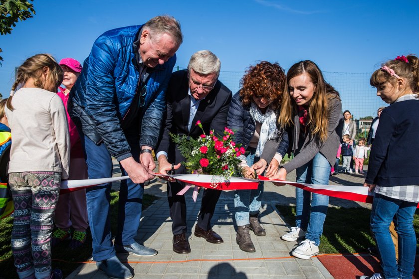 Nowy plac zabaw na osiedlu Kwiatowym w Poznaniu