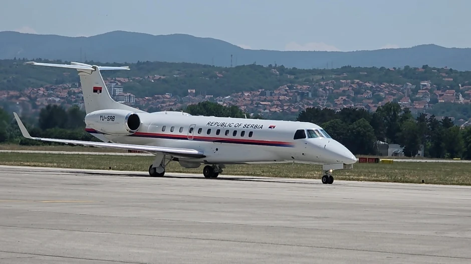 Sletanje aviona Vlade Srbije u Tivtu
