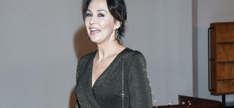 Odważnie to mało powiedziane! W TAKIM stroju Anna Popek promowała swoją książkę "Piękna 50". FOTO