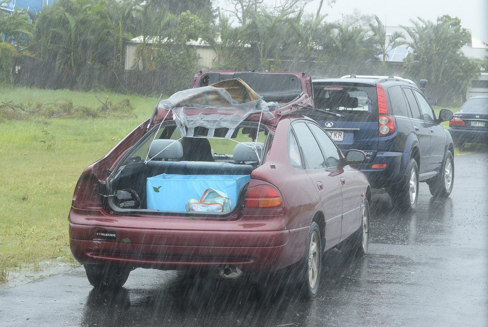 AUSTRALIA CYCLONE MARCIA (Cyclone Marcia hits Queensland)