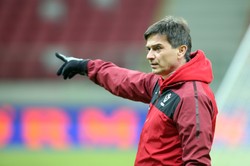 Kadra gra słabo, a PZPN płaci Waldemarowi Fornalikowi krocie