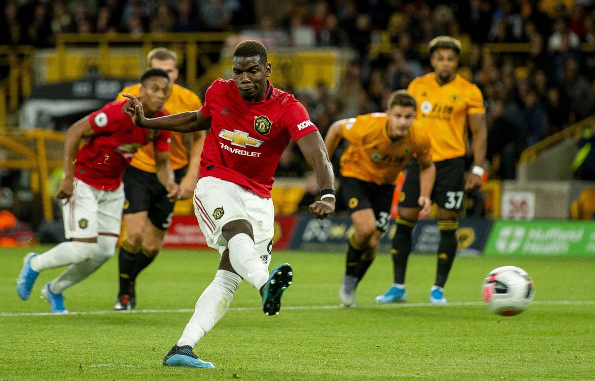 Rasistowskie ataki na Paula Pogbę, po tym jak nie strzelił karnego dla Manchesteru United [WIDEO]