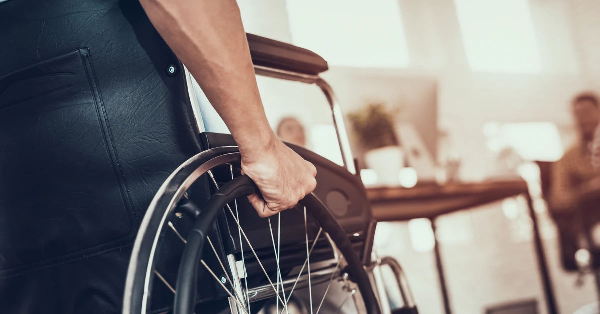 Spór o zwrot świadczeń pielęgnacyjnych. RPO interweniuje