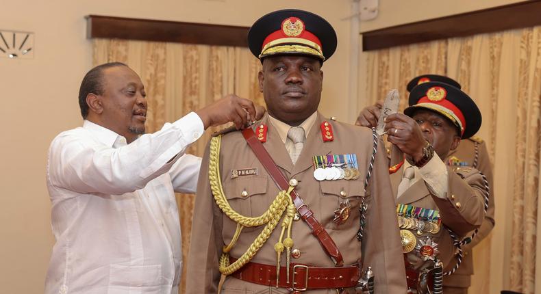 President Uhuru Kenyatta witnessed the swearing-in of the newly appointed Kenya Army Commander, Lt. General Peter Mbogo Njiru.